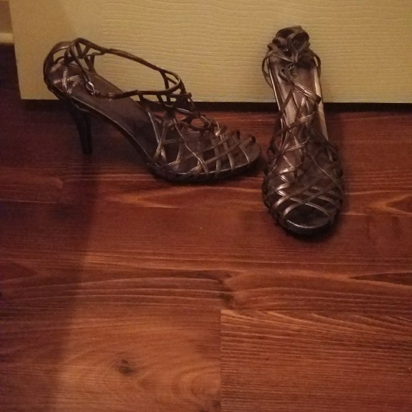 Shoes - Picture 2 of 2